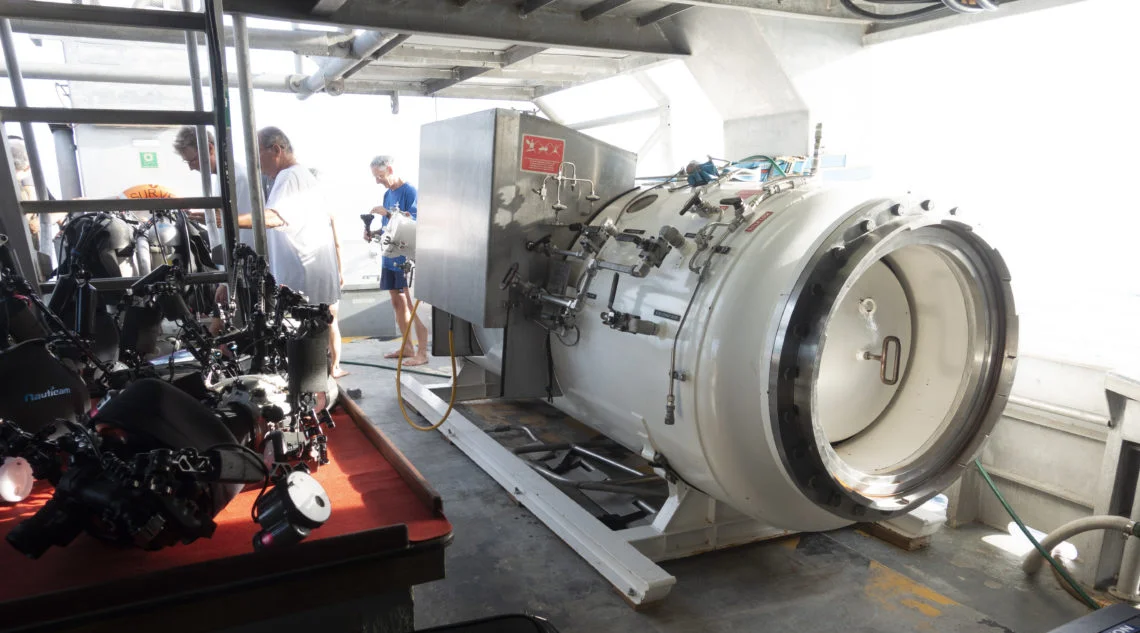 Indies Surveyor, Marshall Islands