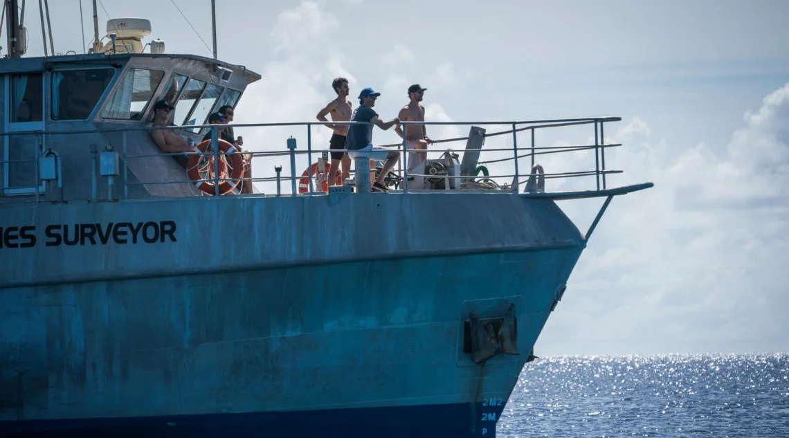 Indies Surveyor, Marshall Islands